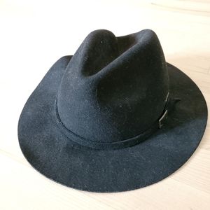 Delux Hat